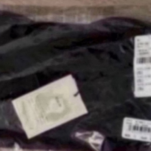 AGOLDE Lola Gathered Front Tank - Picture 6 of 6